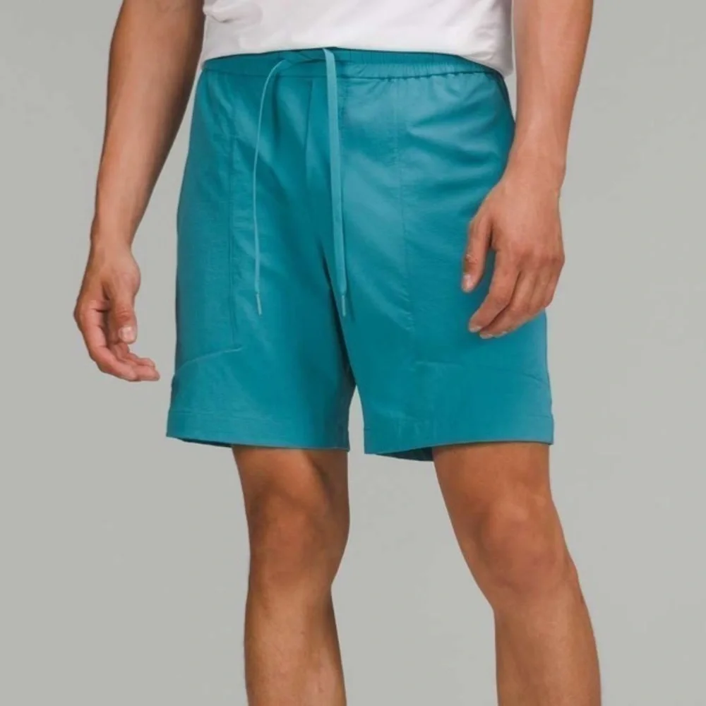 Lululemon Bowline Short 8